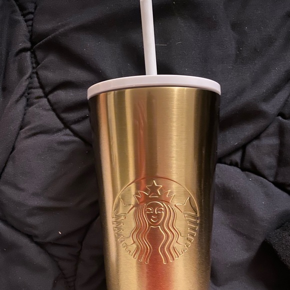 Starbucks Holiday 2019 Tumblr Cup - Picture 1 of 2